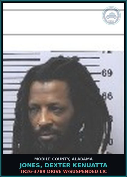 CCW arrest card for JONES, DEXTER KENUATTA in Mobile County: TR26-3789 DRIVE W/SUSPENDED LIC