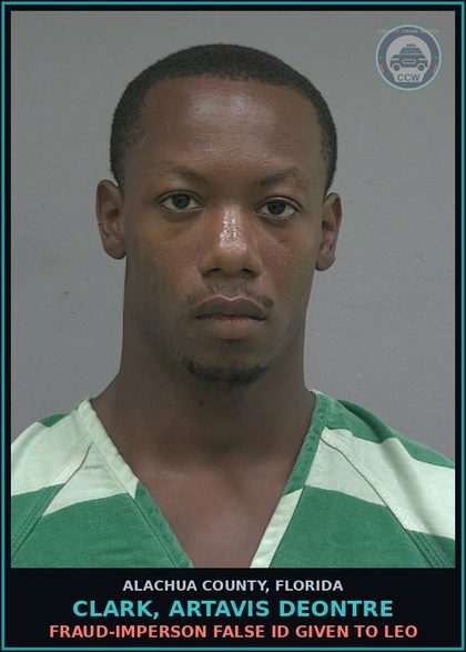 CCW arrest card for CLARK, ARTAVIS DEONTRE in Alachua County: RESIST OFFICER OBSTRUCT WO VIOLENCE