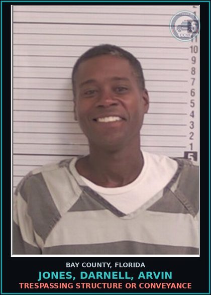 CCW arrest card for JONES, DARNELL, ARVIN in Bay County: TRESPASSING STRUCTURE OR CONVEYANCE