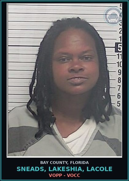 CCW arrest card for SNEADS, LAKESHIA, LACOLE in Bay County: VOPP - VOCC