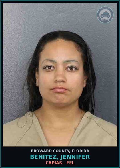 CCW arrest card for BENITEZ, JENNIFER in Broward County: CAPIAS - FEL