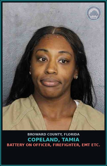 CCW arrest card for COPELAND, TAMIA in Broward County: RESIST OFFICER WITH VIOLENCE