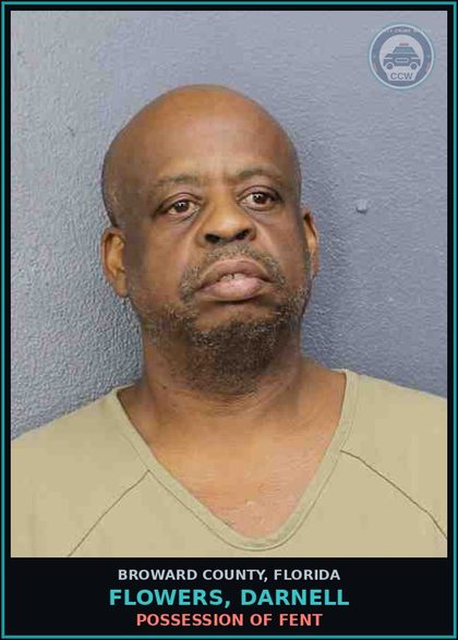 CCW arrest card for FLOWERS, DARNELL in Broward County: SELL COCAINE W/IN 1000' OF SCHOOL/CH CARE/PARK