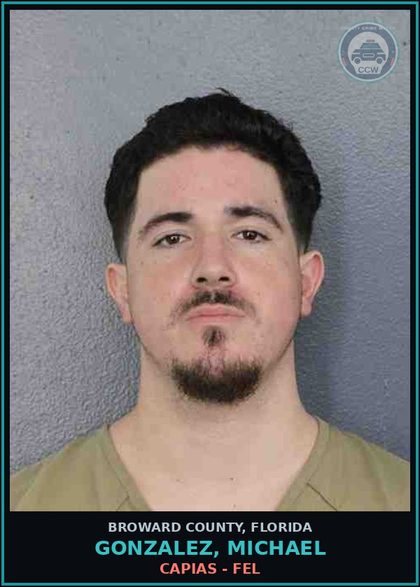 CCW arrest card for GONZALEZ, MICHAEL in Broward County: CAPIAS - FEL