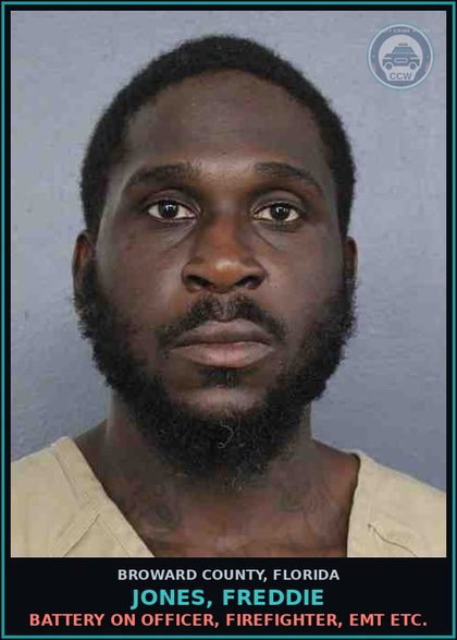 CCW arrest card for JONES, FREDDIE in Broward County: BATTERY ON OFFICER, FIREFIGHTER, EMT ETC.