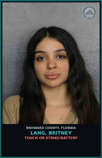 CCW arrest card for LANG, BRITNEY in Broward County: TOUCH OR STRIKE/BATTERY