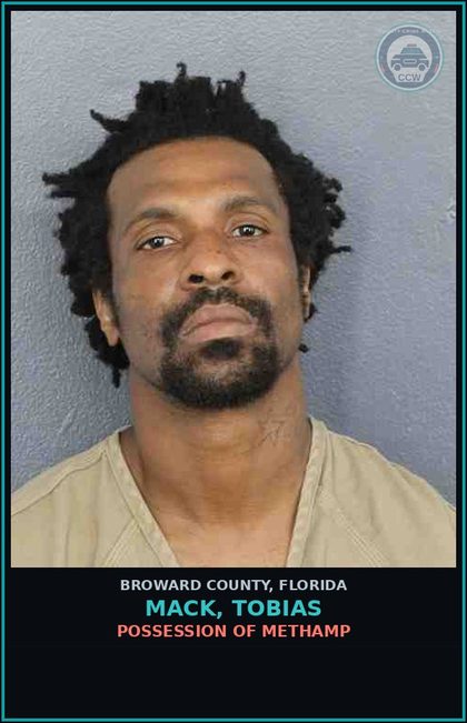 CCW arrest card for MACK, TOBIAS in Broward County: DRUG PARAPHERNALIA-POSSESS AND OR USE