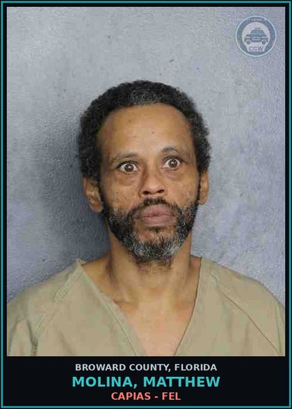 CCW arrest card for MOLINA, MATTHEW in Broward County: CAPIAS - FEL
