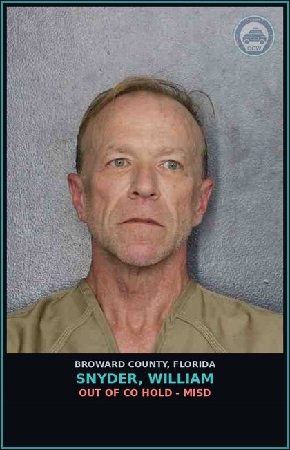 CCW arrest card for SNYDER, WILLIAM in Broward County: OUT OF CO HOLD - MISD