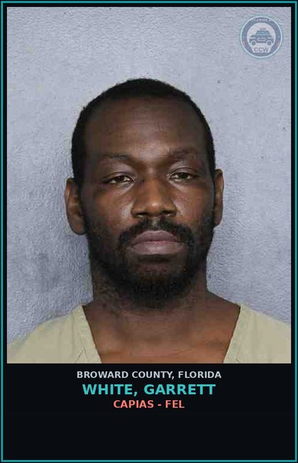 CCW arrest card for WHITE, GARRETT in Broward County: CAPIAS - FEL