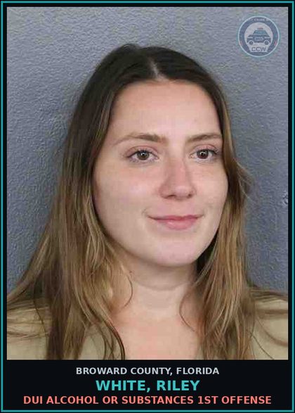 CCW arrest card for WHITE, RILEY in Broward County: DUI ALCOHOL OR DRUGS  1ST OFFENSE