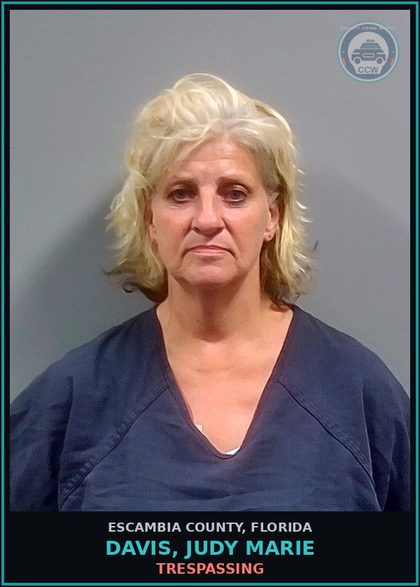 CCW arrest card for DAVIS, JUDY MARIE in Escambia County: TRESPASSING