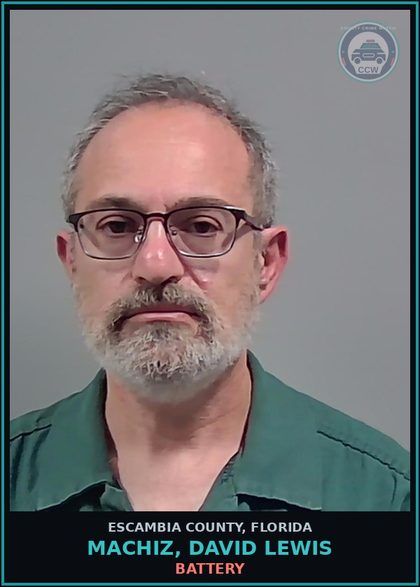 CCW arrest card for MACHIZ, DAVID LEWIS in Escambia County: BATTERY
