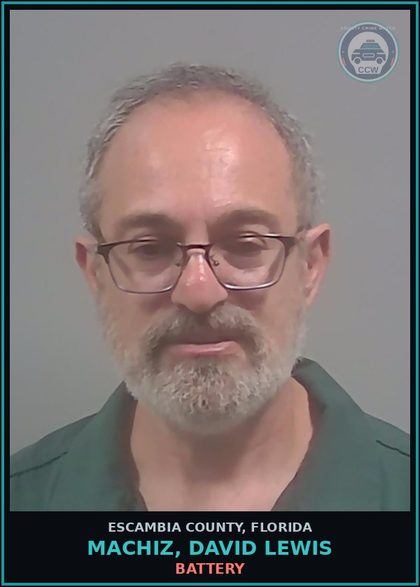 CCW arrest card for MACHIZ, DAVID LEWIS in Escambia County: BATTERY