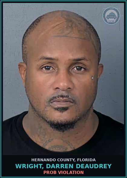 CCW arrest card for WRIGHT, DARREN DEAUDREY in Hernando County: PROB VIOLATION