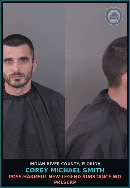 CCW arrest card for Corey Michael Smith in Indian River County: OPERATE MOTORCYCLE W/O LICENSE