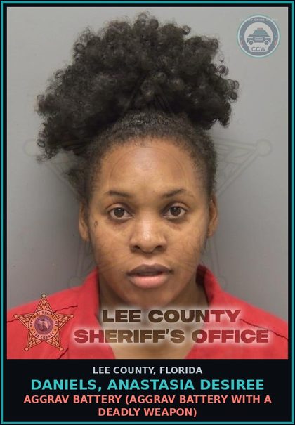 CCW arrest card for DANIELS, ANASTASIA DESIREE in Lee County: AGGRAV BATTERY  (AGGRAV BATTERY WITH A DEADLY WEAPON)