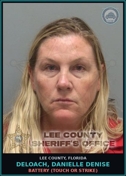 CCW arrest card for DELOACH, DANIELLE DENISE in Lee County: BATTERY  (TOUCH OR STRIKE)