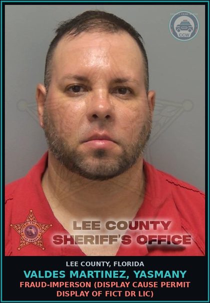 CCW arrest card for VALDES MARTINEZ, YASMANY in Lee County: MOVING TRAFFIC VIOL  (DRIV WHILE LIC SUSPEND REVOCATION EQUIV STATUS)