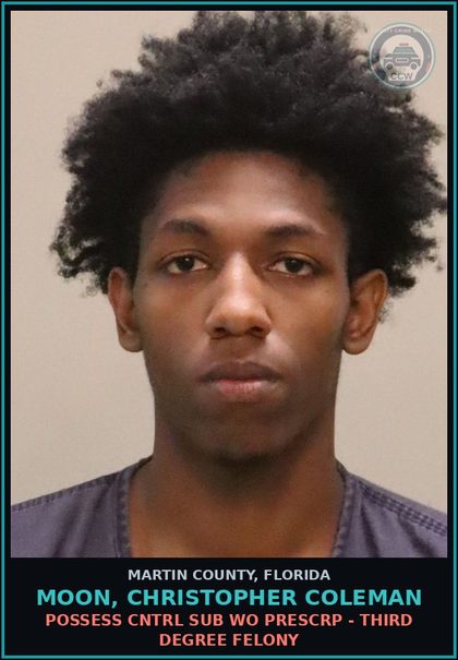 CCW arrest card for MOON, CHRISTOPHER COLEMAN in Martin County: POSSESSION NOT MORE THAN 20 GRAMS OF Canna - First Degree Misdemeanor
