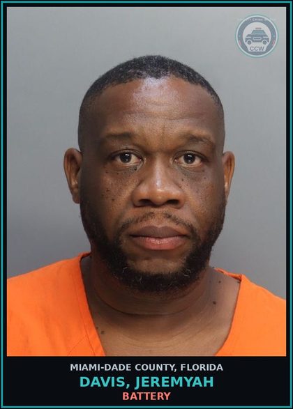 CCW arrest card for DAVIS, JEREMYAH in Miami-Dade County: ROBB/SUDDEN SNATCH