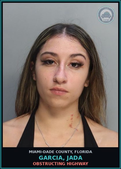 CCW arrest card for GARCIA, JADA in Miami-Dade County: OBSTRUCTING HIGHWAY