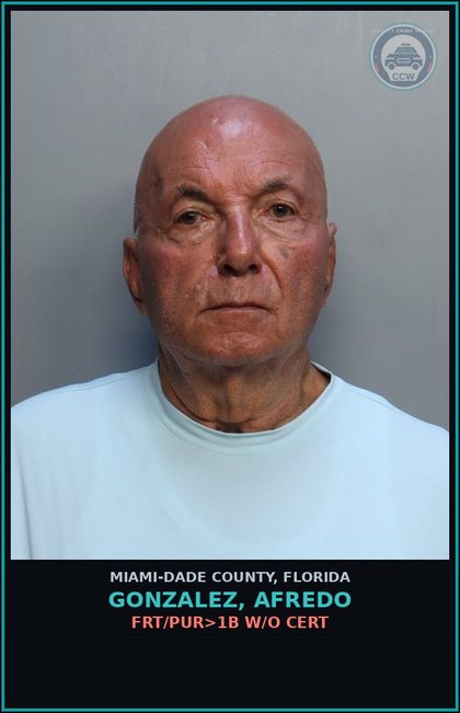 CCW arrest card for GONZALEZ, AFREDO in Miami-Dade County: FRT/PUR>1B W/O CERT