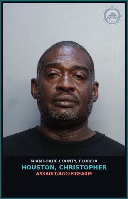 CCW arrest card for HOUSTON, CHRISTOPHER in Miami-Dade County: ASSAULT/AGG/FIREARM