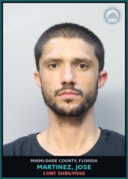 CCW arrest card for MARTINEZ, JOSE in Miami-Dade County: CONT SUBS/POSS