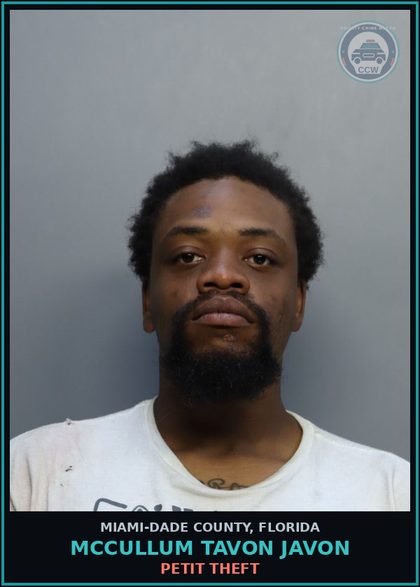 CCW arrest card for MCCULLUM TAVON  JAVON in Miami-Dade County: REST O W/O VIOL