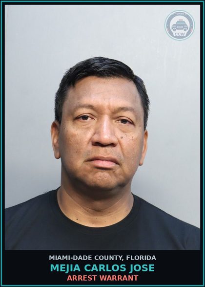 CCW arrest card for MEJIA CARLOS  JOSE in Miami-Dade County: ARREST WARRANT