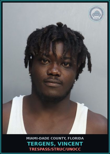 CCW arrest card for TERGENS, VINCENT in Miami-Dade County: TRESPASS/STRUC/UNOCC