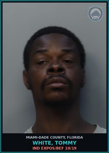 CCW arrest card for WHITE, TOMMY in Miami-Dade County: IND EXPOS/BEF 10/19