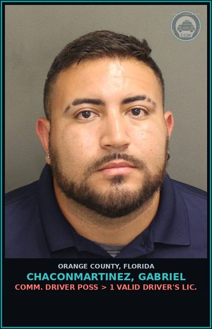 CCW arrest card for CHACONMARTINEZ, GABRIEL in Orange County: COMM. DRIVER POSS > 1 VALID DRIVER'S LIC.