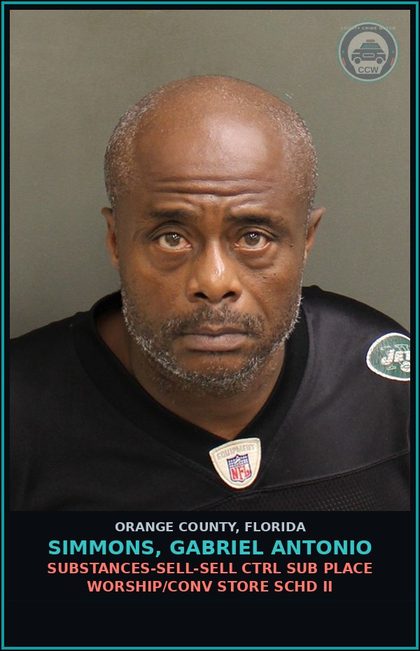 CCW arrest card for SIMMONS, GABRIEL ANTONIO in Orange County: DRUGS-SELL-SELL CTRL SUB PLACE WORSHIP/CONV STORE SCHD II