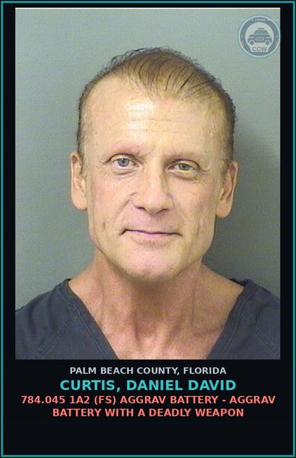CCW arrest card for CURTIS, DANIEL DAVID in Palm Beach County: 784.045 1A2 (FS) AGGRAV BATTERY - AGGRAV BATTERY WITH A DEADLY WEAPON