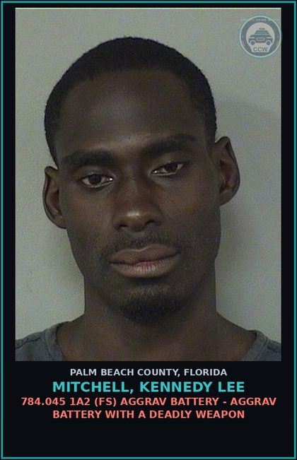 CCW arrest card for MITCHELL, KENNEDY LEE in Palm Beach County: 784.045 1A2 (FS) AGGRAV BATTERY - AGGRAV BATTERY WITH A DEADLY WEAPON