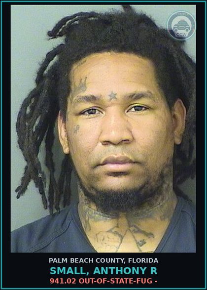 CCW arrest card for SMALL, ANTHONY R in Palm Beach County: 941.02 OUT-OF-STATE-FUG -