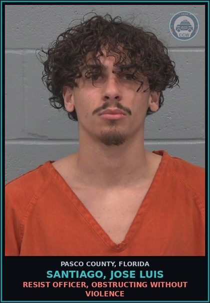 CCW arrest card for SANTIAGO, JOSE LUIS in Pasco County: RESIST OFFICER, OBSTRUCTING WITHOUT VIOLENCE