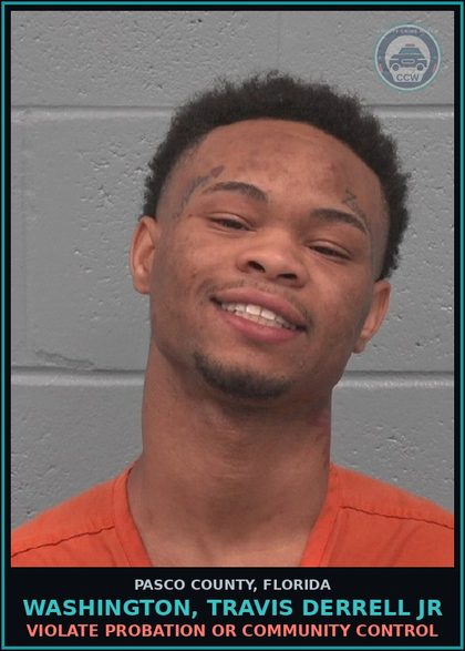 CCW arrest card for WASHINGTON, TRAVIS DERRELL JR in Pasco County: VIOLATE PROBATION OR COMMUNITY CONTROL