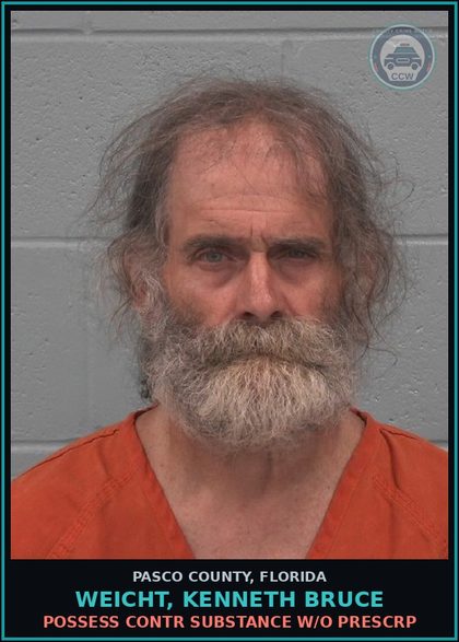 CCW arrest card for WEICHT, KENNETH BRUCE in Pasco County: POSSESS contr substance W/O PRESCRIPTION