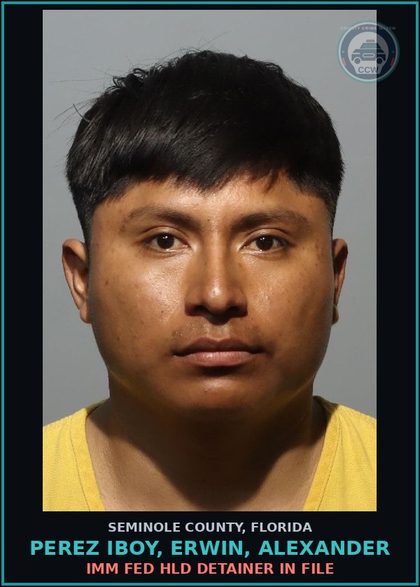 CCW arrest card for PEREZ IBOY, ERWIN, ALEXANDER in Seminole County: HOLD FOR IMMIGRATION DETAINER IN FILE