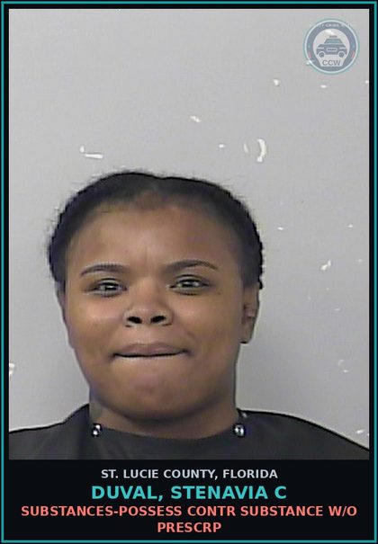 CCW arrest card for Duval, Stenavia C in St. Lucie County: Drugs-possess contr substance W/o Prescription