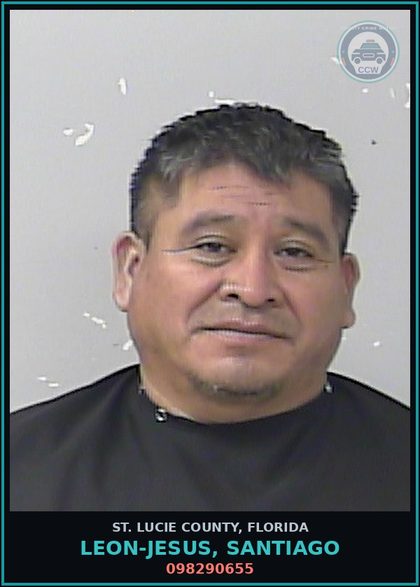 CCW arrest card for Leon-jesus, Santiago in St. Lucie County: 098290655