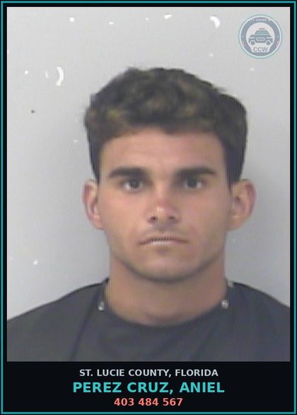 CCW arrest card for Perez Cruz, Aniel in St. Lucie County: 403 484 567