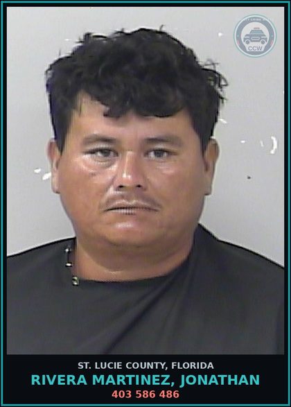 CCW arrest card for Rivera Martinez, Jonathan in St. Lucie County: 403 586 486