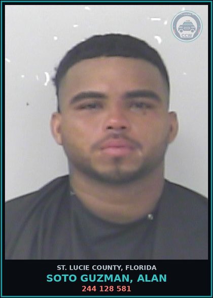 CCW arrest card for Soto Guzman, Alan in St. Lucie County: 244 128 581