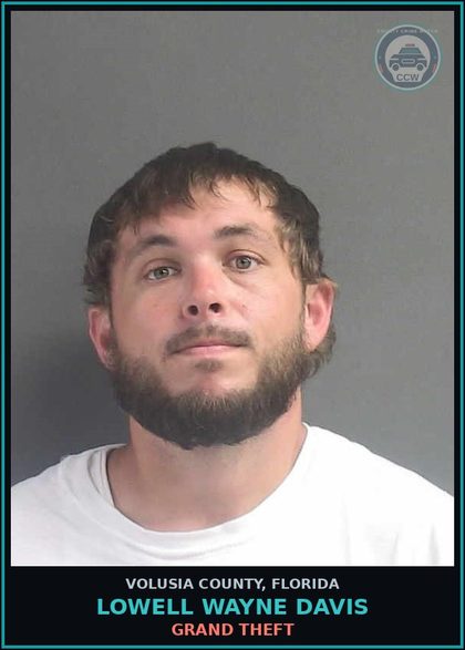CCW arrest card for LOWELL WAYNE DAVIS in Volusia County: POSSESSION OF HEROIN