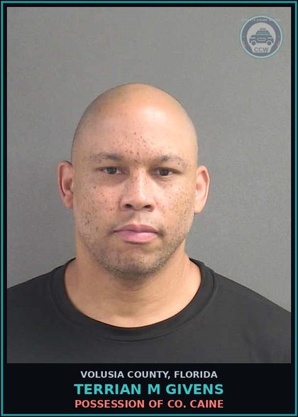 CCW arrest card for TERRIAN M GIVENS in Volusia County: POSSESSION OF CO. CAINE