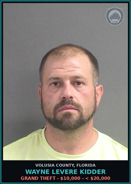 CCW arrest card for WAYNE LEVERE KIDDER in Volusia County: DEALING IN STOLEN PROPERTY